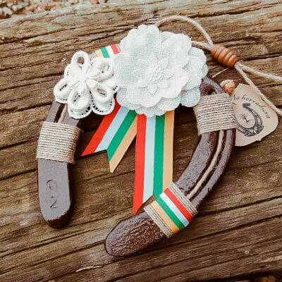 Una herradura decorada